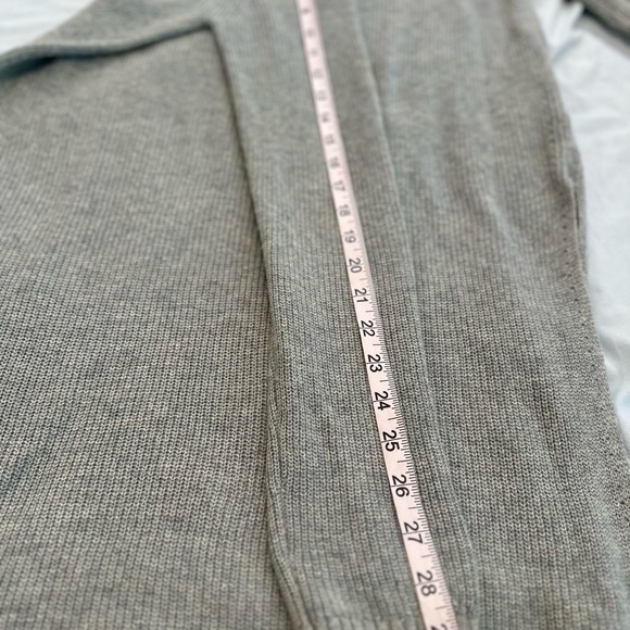 Anthropologie Moth Sz: S Crew Neck Side Slit Tunic Length Light Green Sweater. - Picture 5 of 12